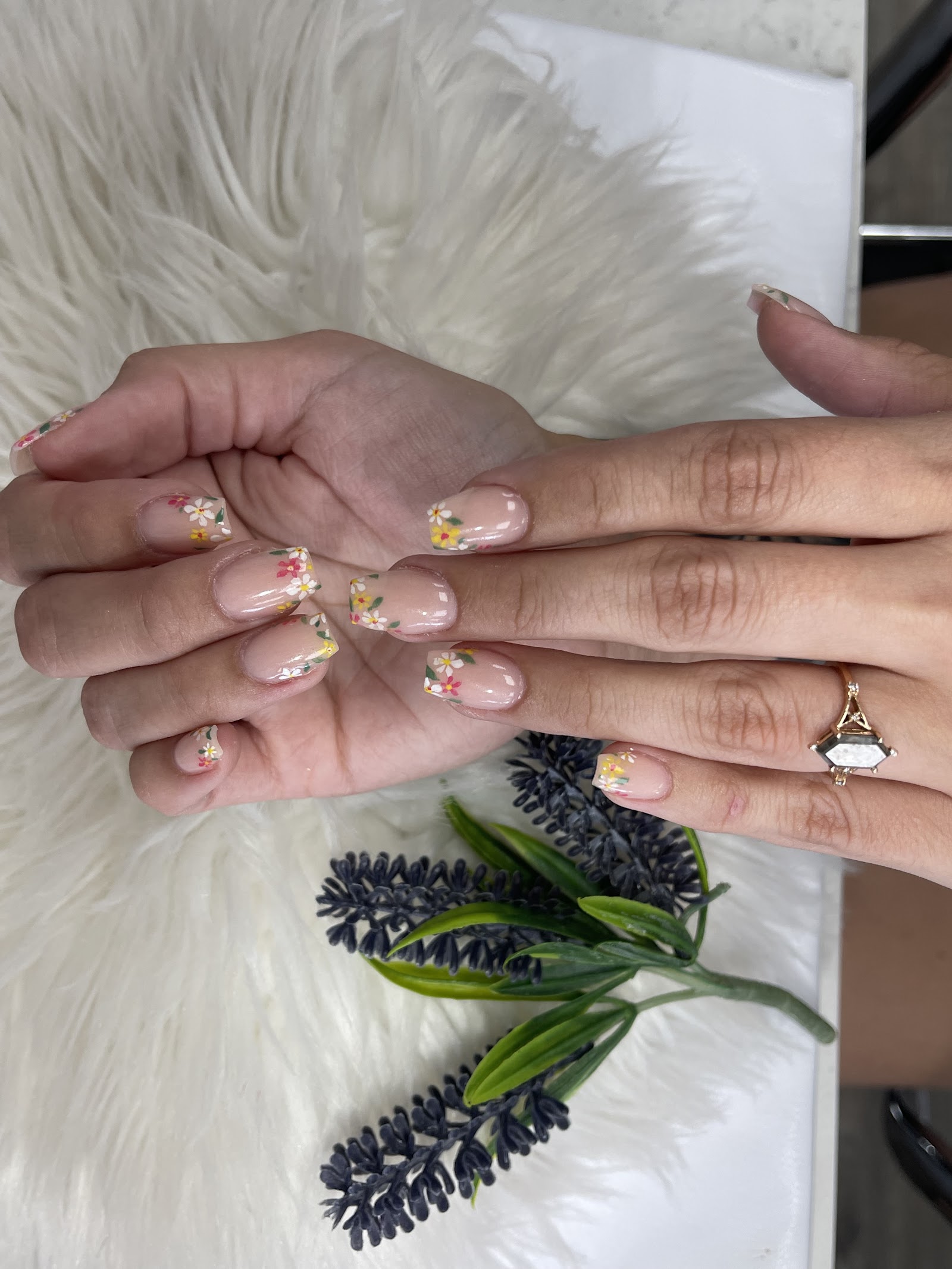 Lavender Natural Nail nail photo 3